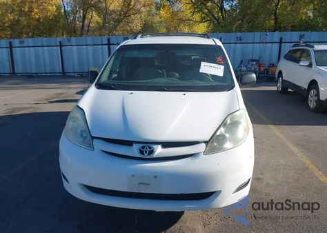2006 Toyota Sienna Le z USA, uszkodzony, nr VIN 5TDZA23C96S542256